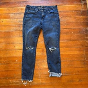 Distressed Universal Threads high waisted jeans